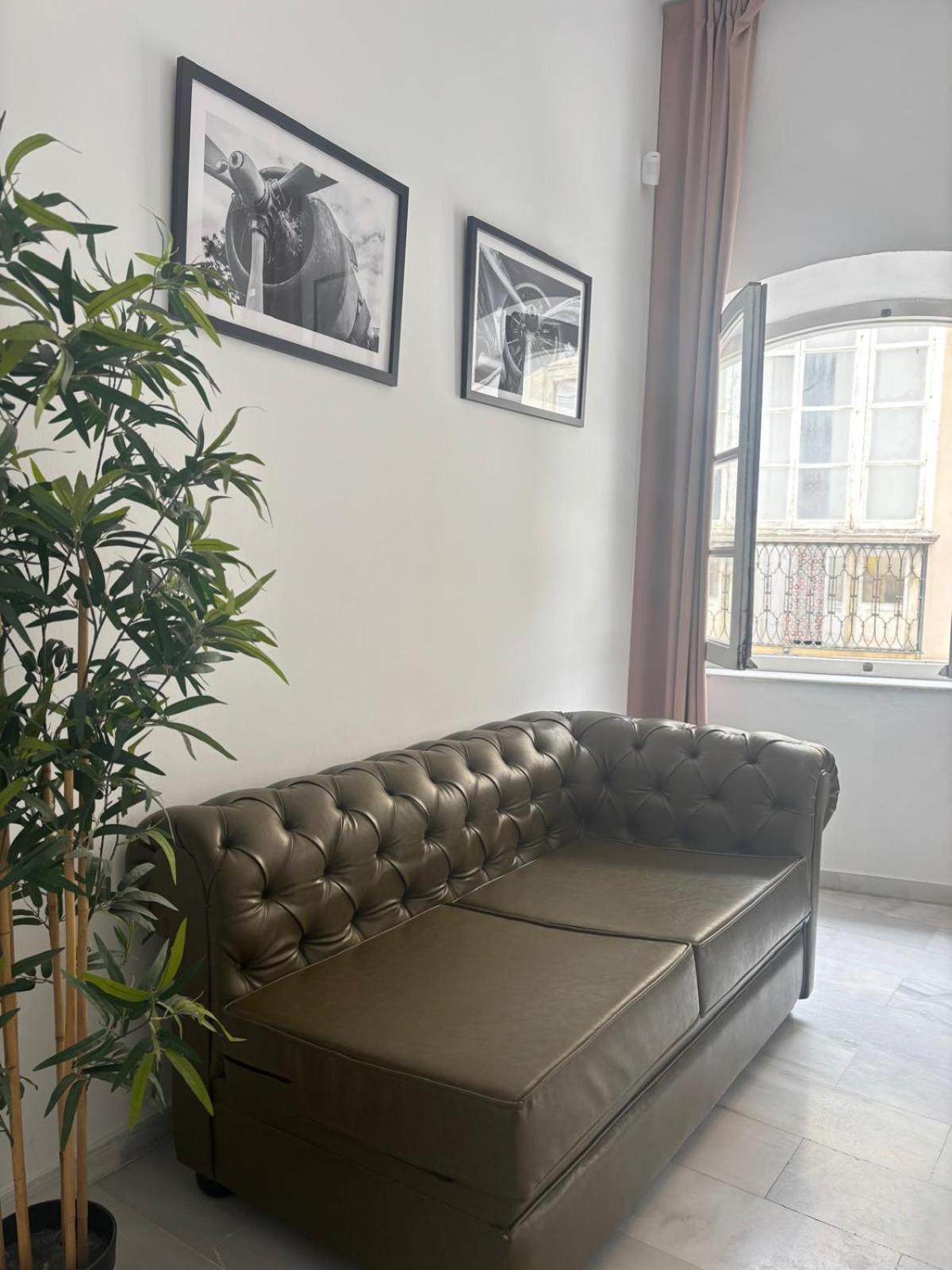 Isa Valenzuela Apartment